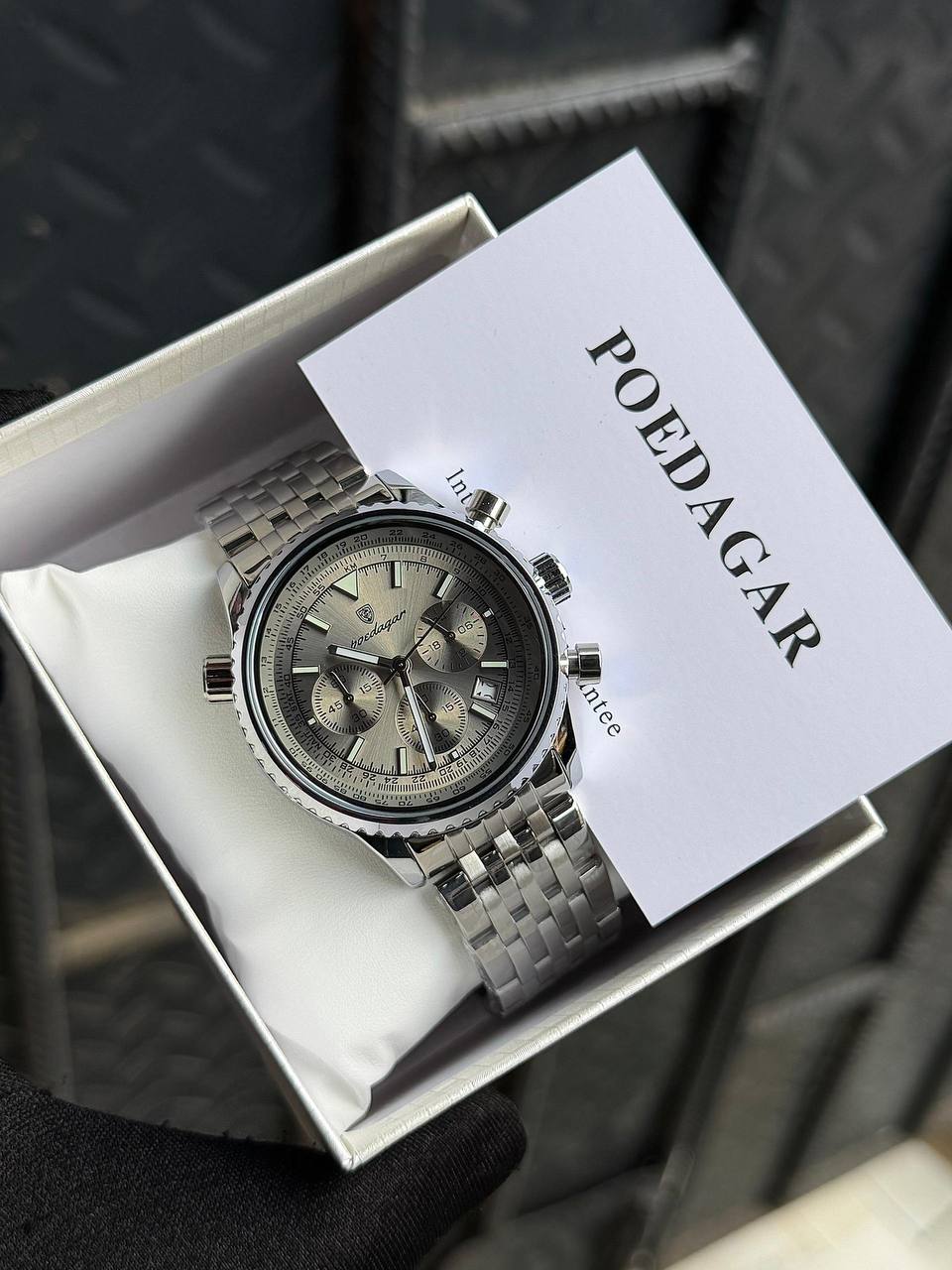 1male wrist watches silver