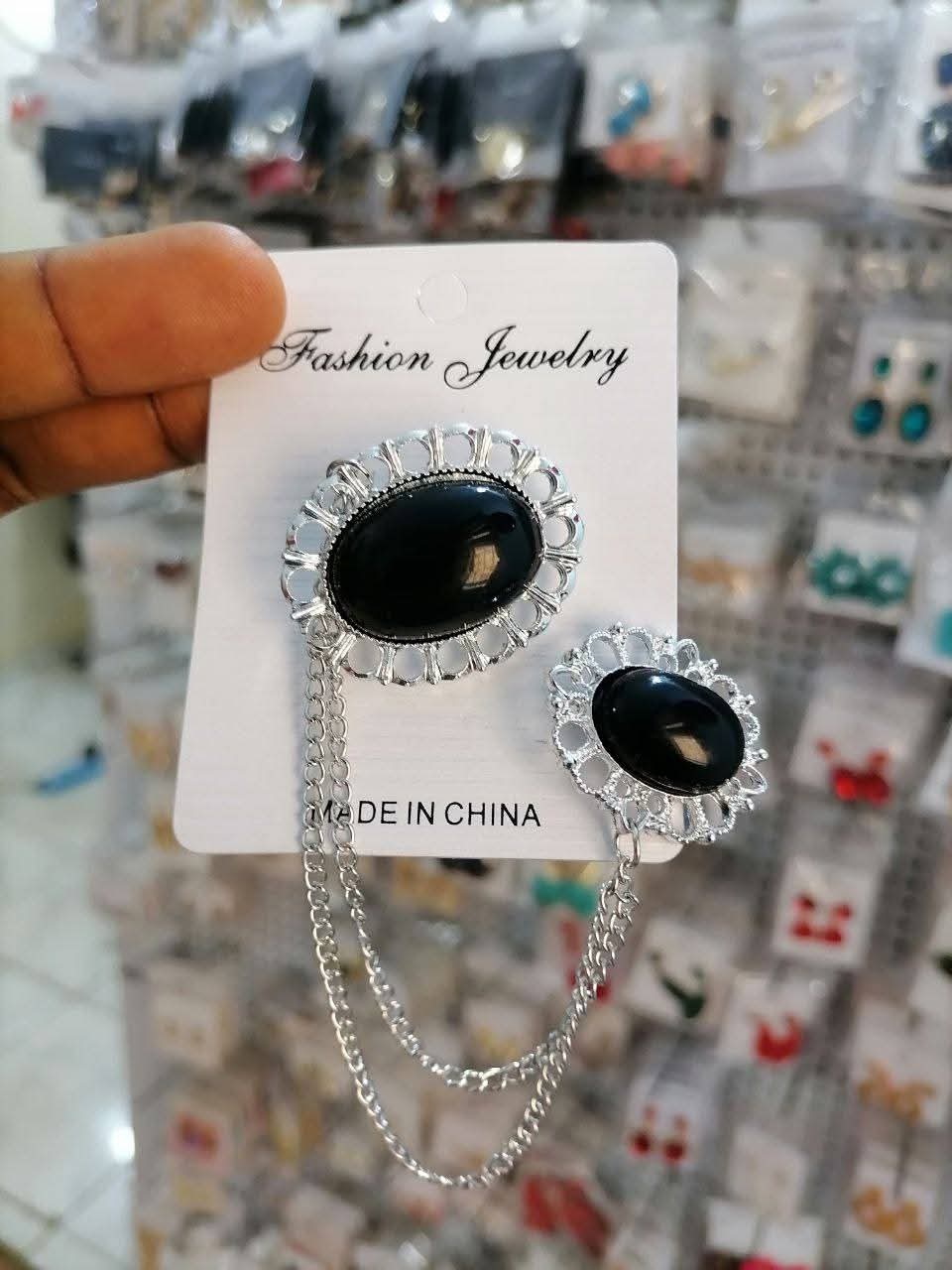 High vintage stone brooche for men 3500