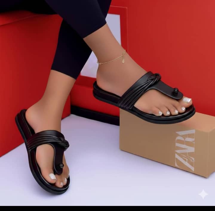 executive slippers wine, brown and white 37 to 41 17k